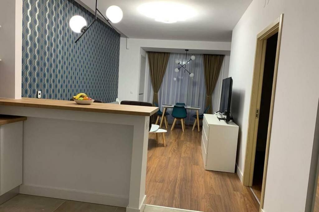 Andreve Apartment By Onix Blue Mamaia Nord, Baby Friendly, Private Parking ナボダリ エクステリア 写真
