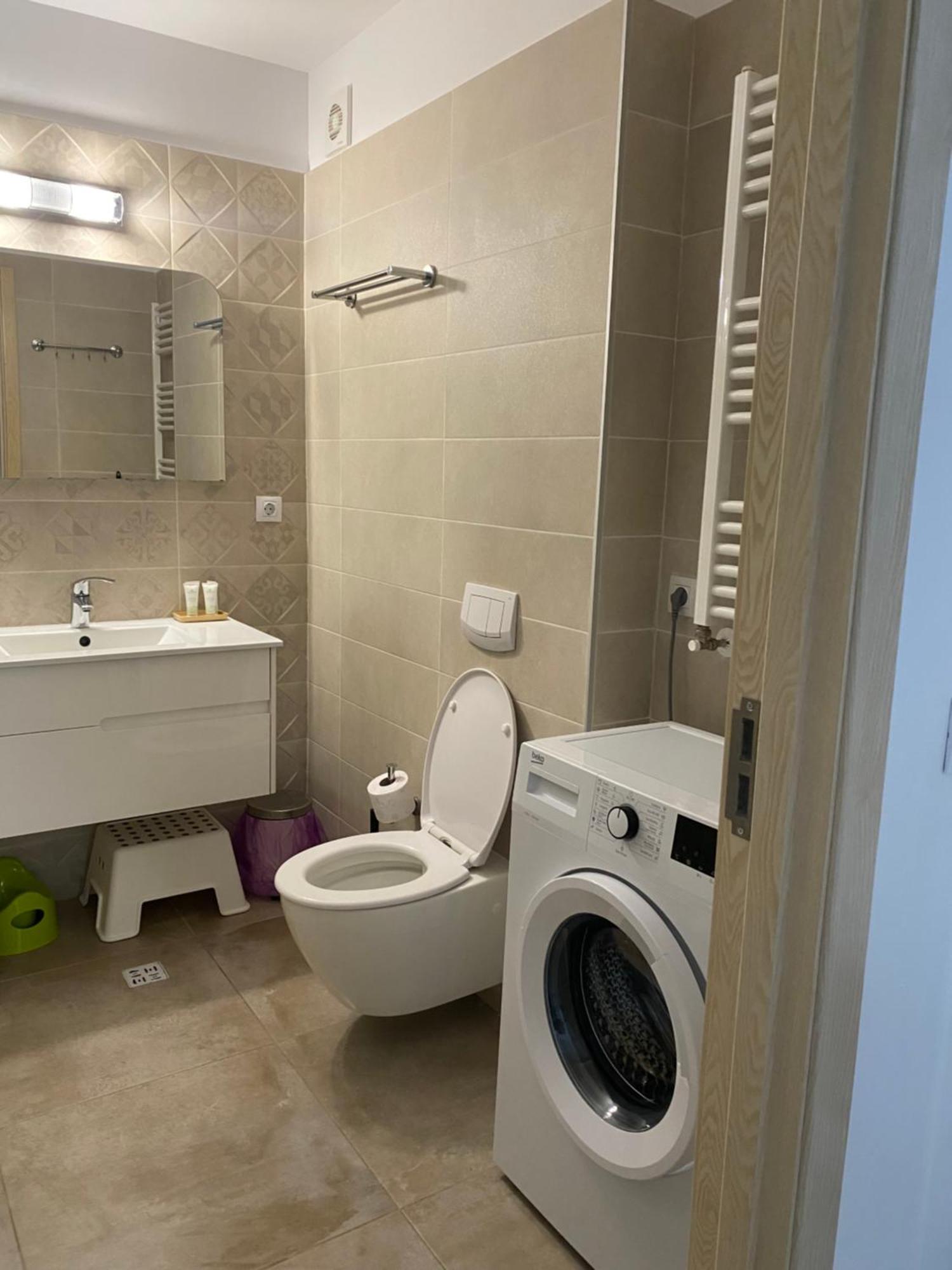 Andreve Apartment By Onix Blue Mamaia Nord, Baby Friendly, Private Parking ナボダリ エクステリア 写真