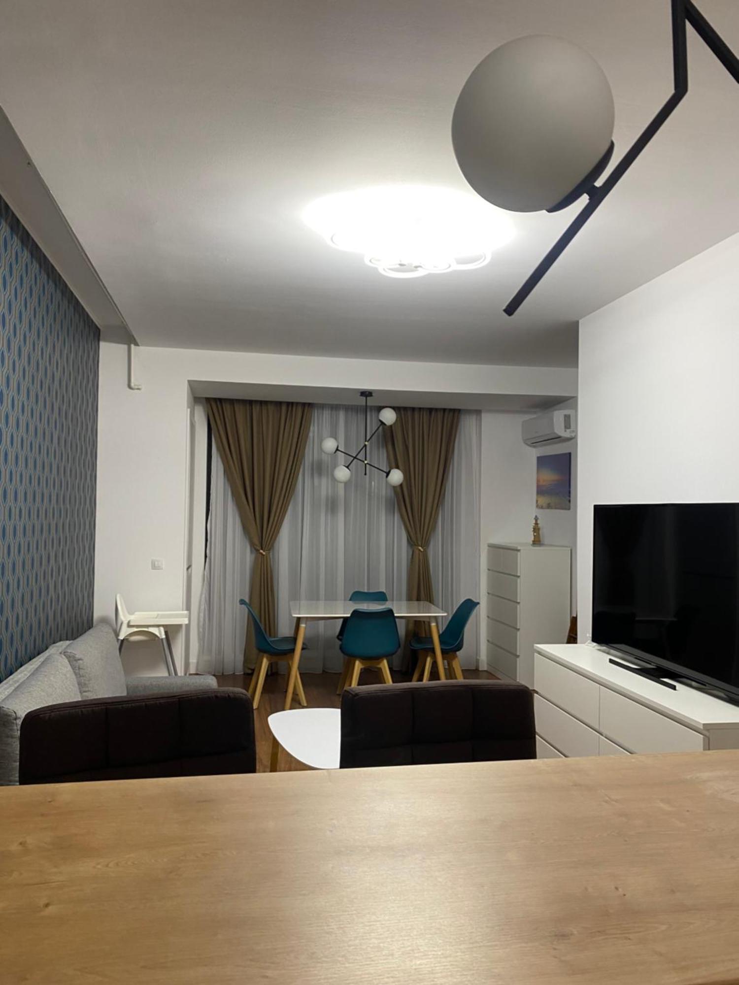 Andreve Apartment By Onix Blue Mamaia Nord, Baby Friendly, Private Parking ナボダリ エクステリア 写真
